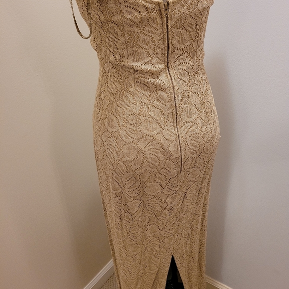 Knit Metallic Gold Gown w/ Matching Scarf - Picture 3 of 8